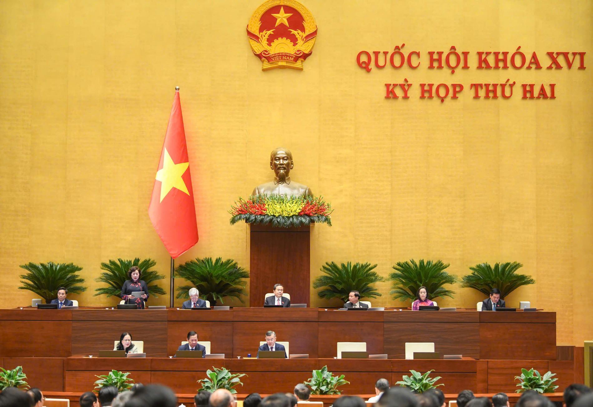 Thông cáo báo chí số 13 Kỳ họp thứ hai, Quốc hội khóa XVI